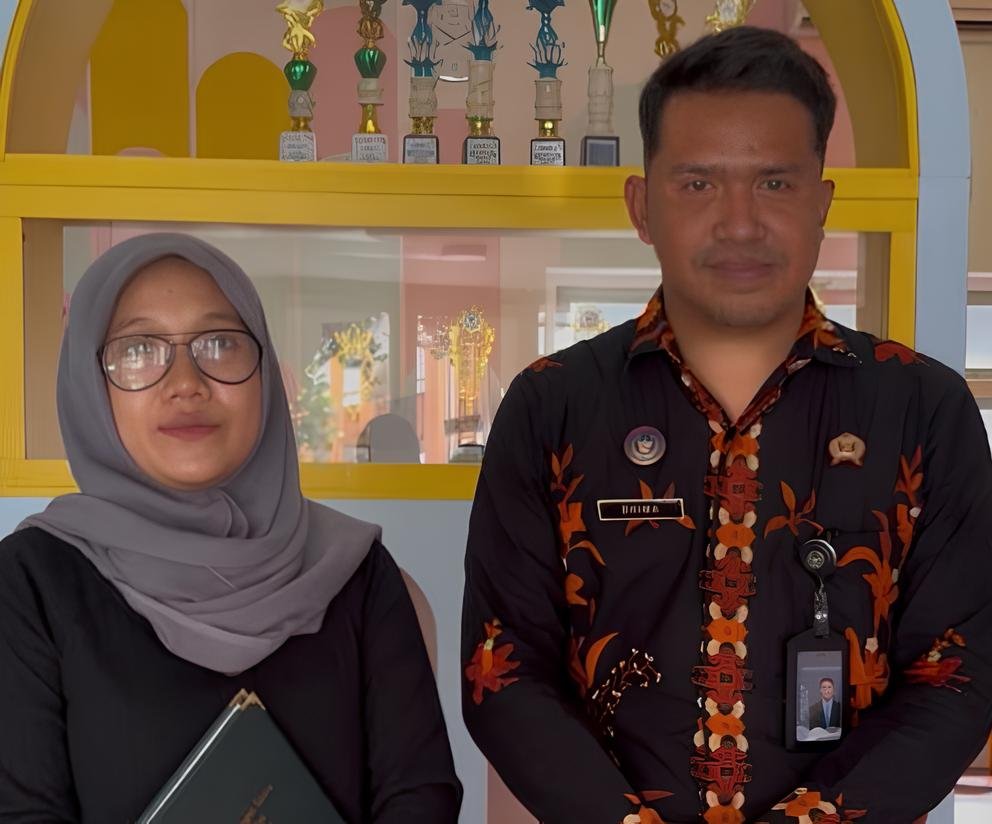Ayah Bhima Setyoko dan Bunda Rizka Amalinda